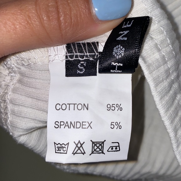 HONEYBUM White Cropped Spaggheti Strap Top Sz: S - Picture 4 of 5